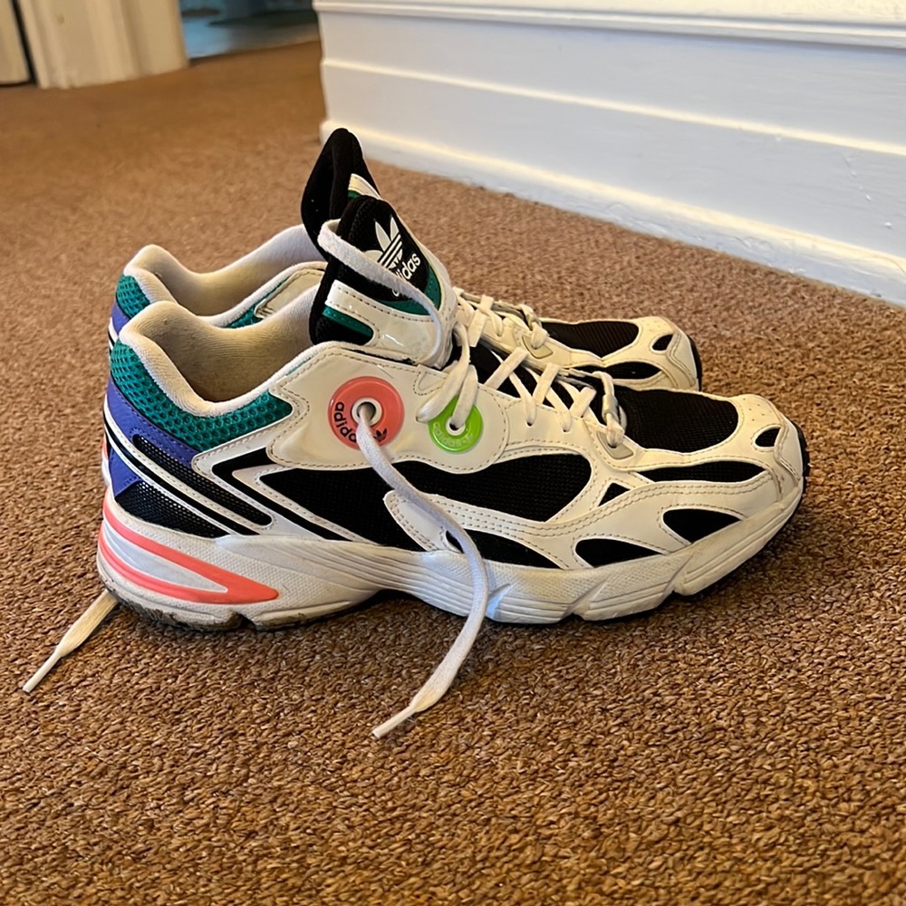 Adidas Astir